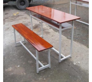 ban-hoc-sinh-ghe-dai